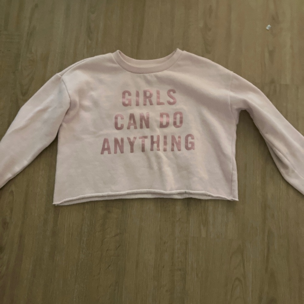 Long sleeve crop sweater